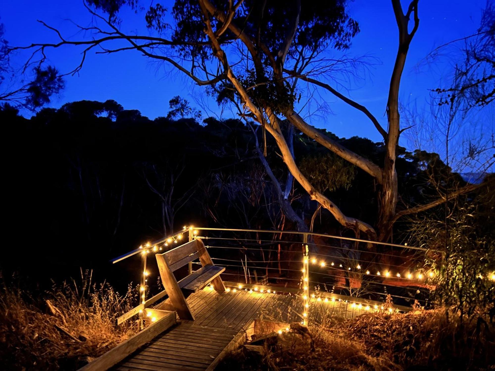 Sunrise On Falie Seaview Eco Accommodation American River Buitenkant foto