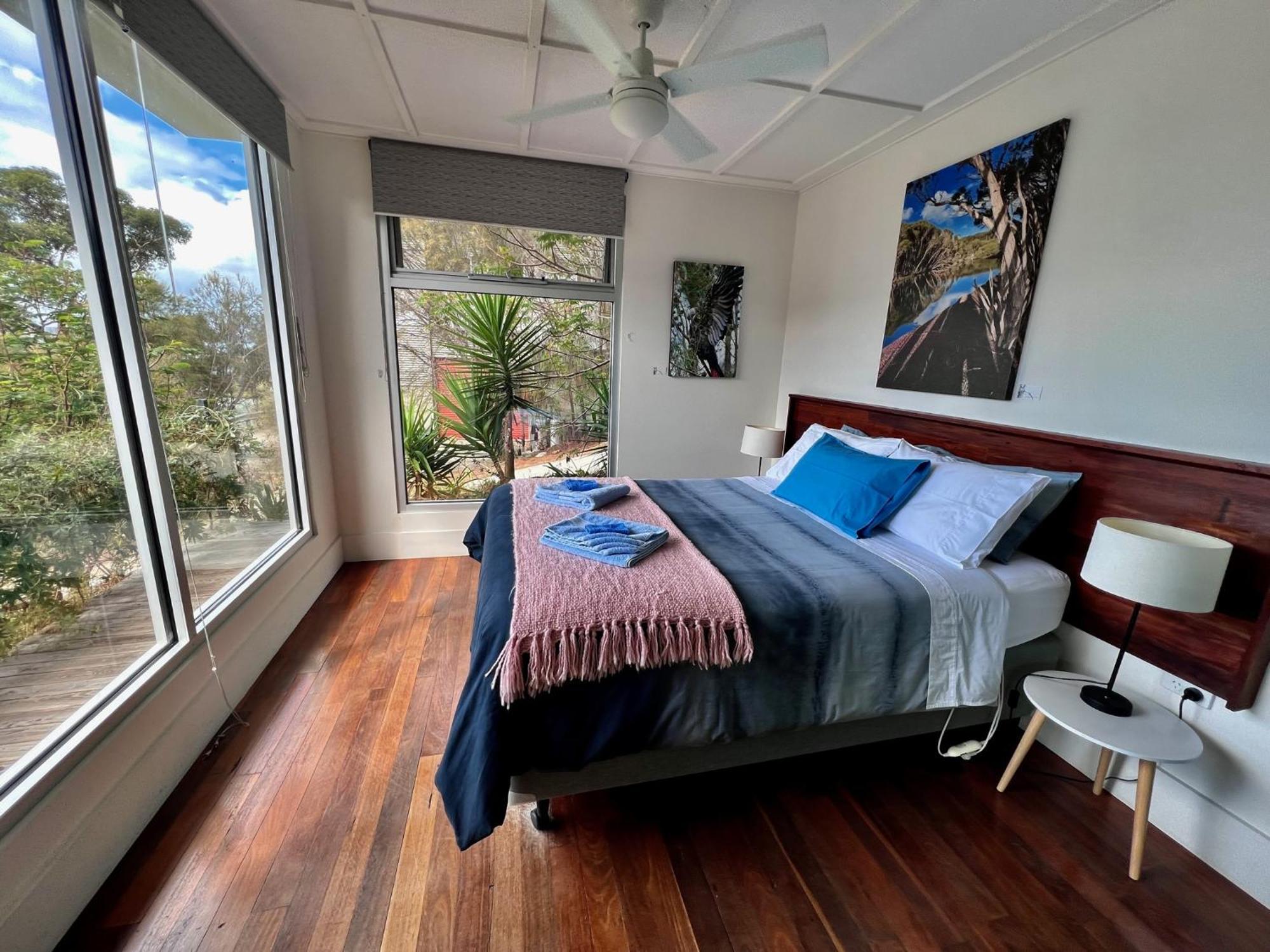 Sunrise On Falie Seaview Eco Accommodation American River Buitenkant foto