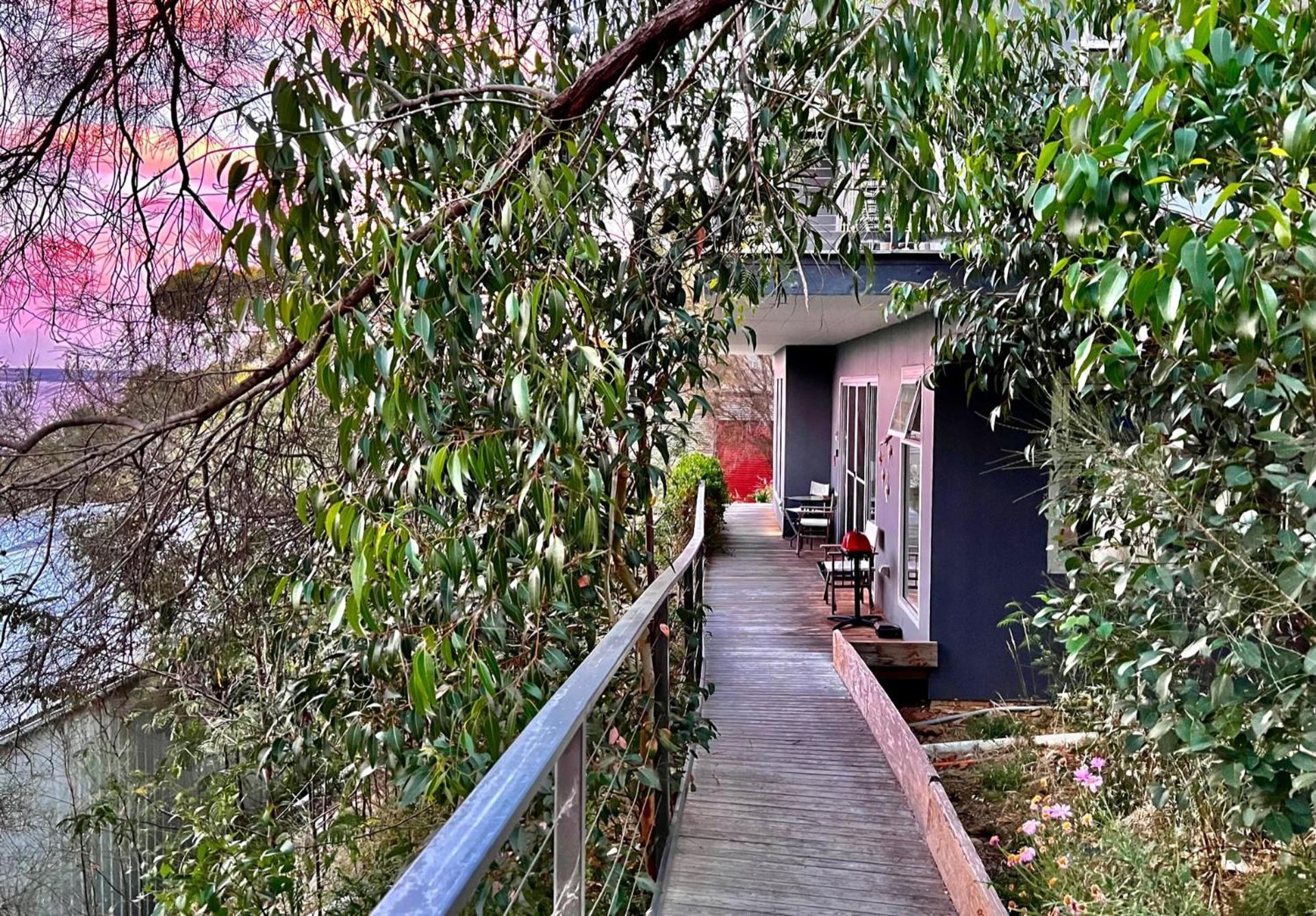 Sunrise On Falie Seaview Eco Accommodation American River Buitenkant foto